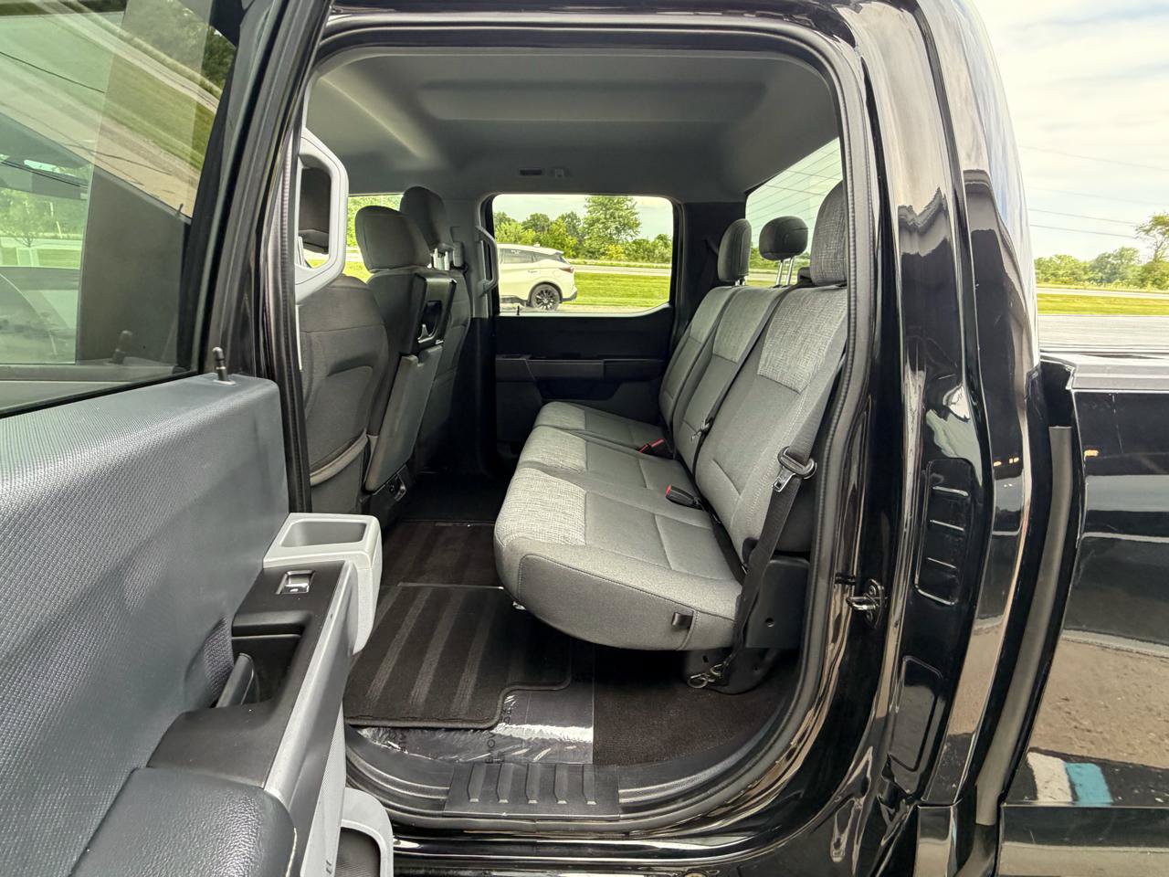 Used 2021 Ford F150 XLT w/ Trailer Tow Package AWD/4WD image 24