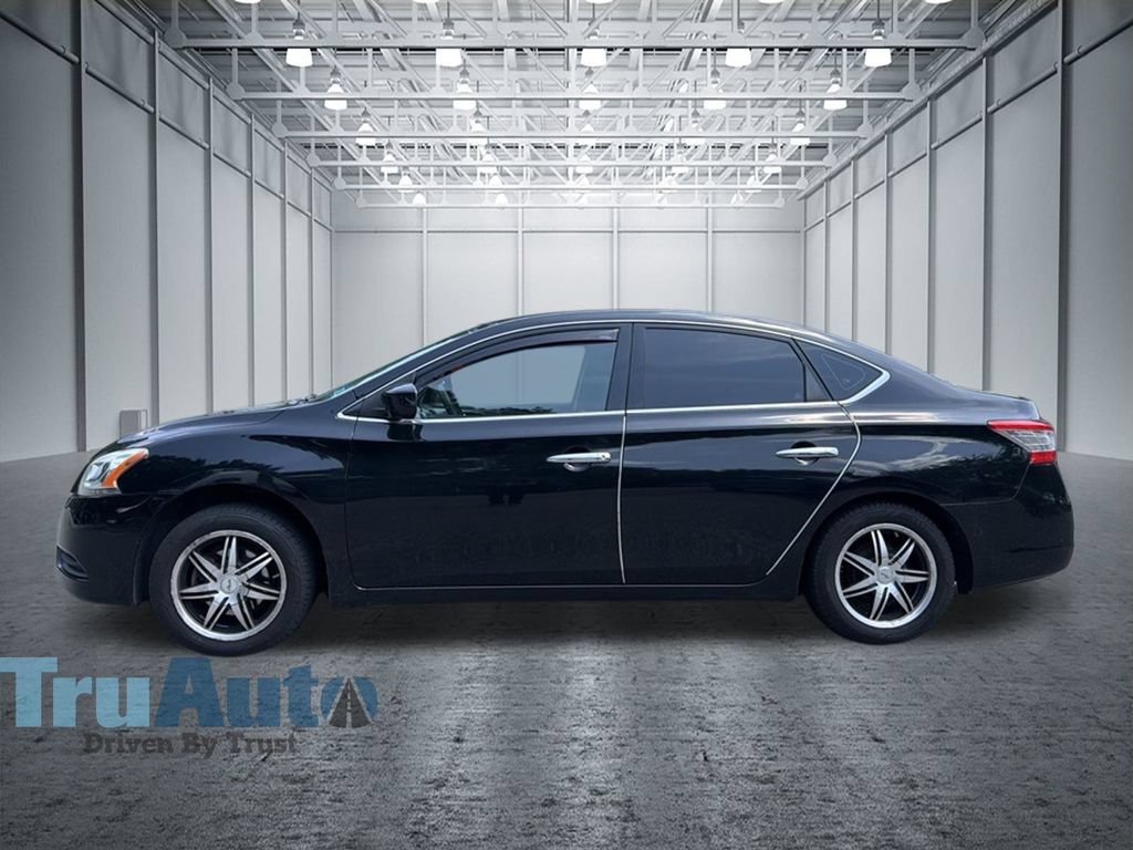 Used 2014 Nissan Sentra SV w/ SV Driver Package FWD image 4
