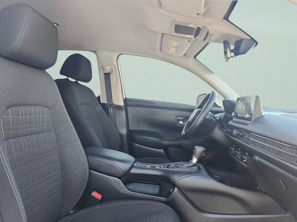 Used 2023 Honda HR-V LX image 18