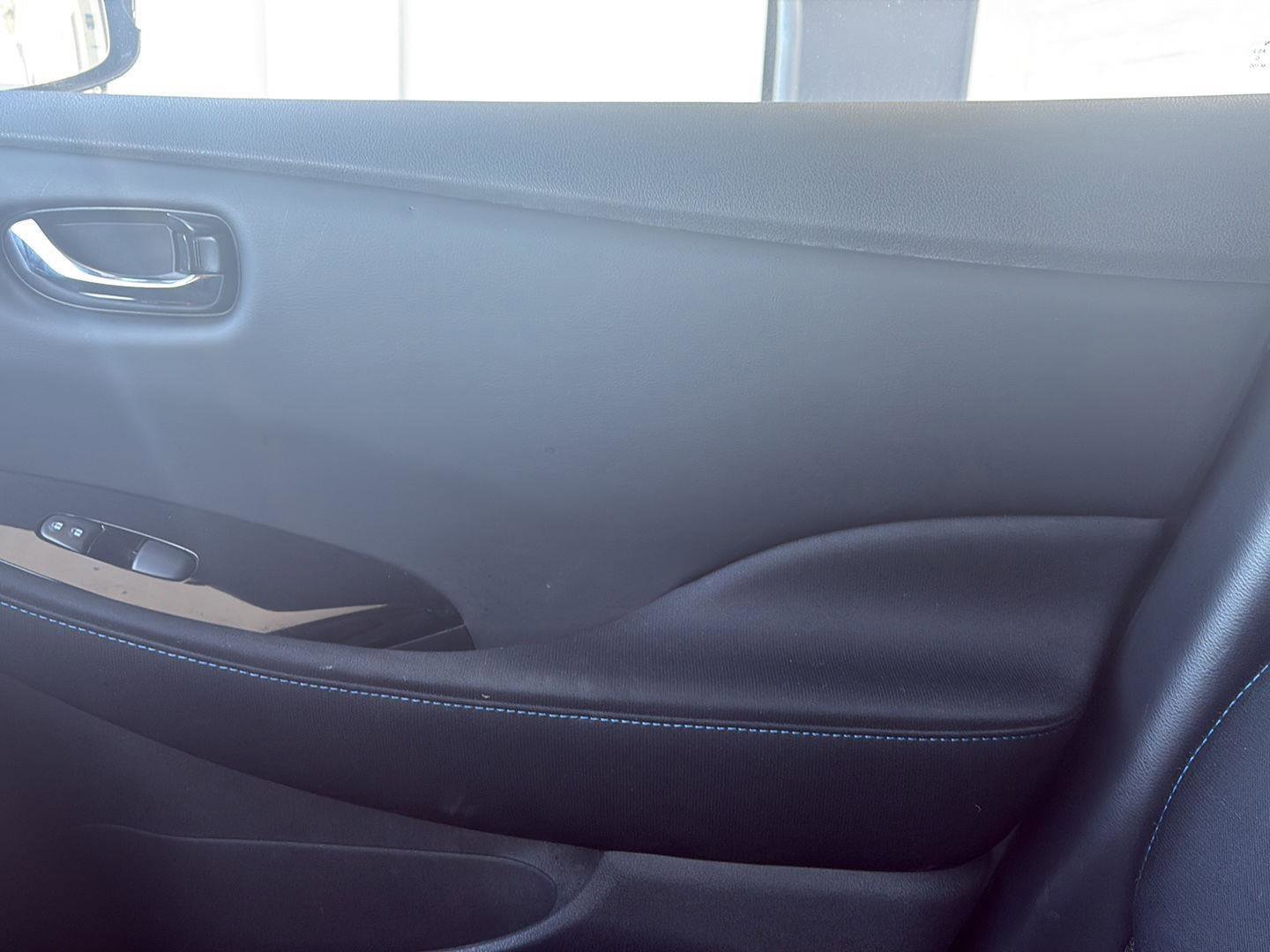 Used 2022 Nissan Leaf SV w/ SV Technology Package image 22