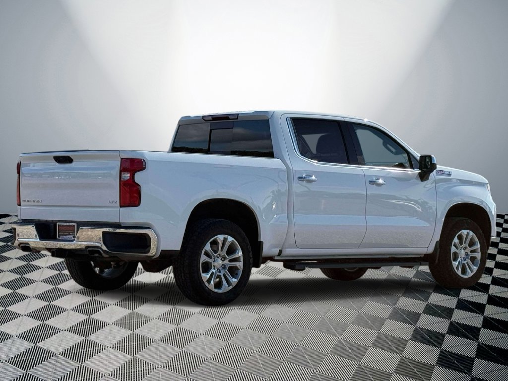 Used 2023 Chevrolet Silverado 1500 LTZ w/ LTZ Convenience Package II AWD/4WD image 6