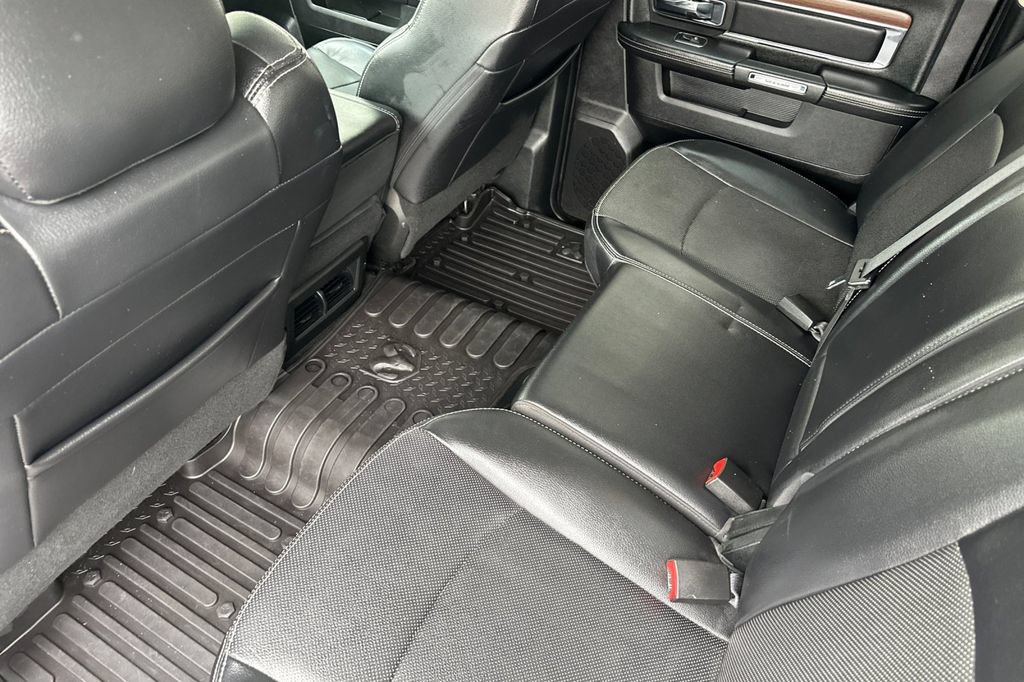 Used 2017 RAM 1500 Laramie AWD/4WD image 15