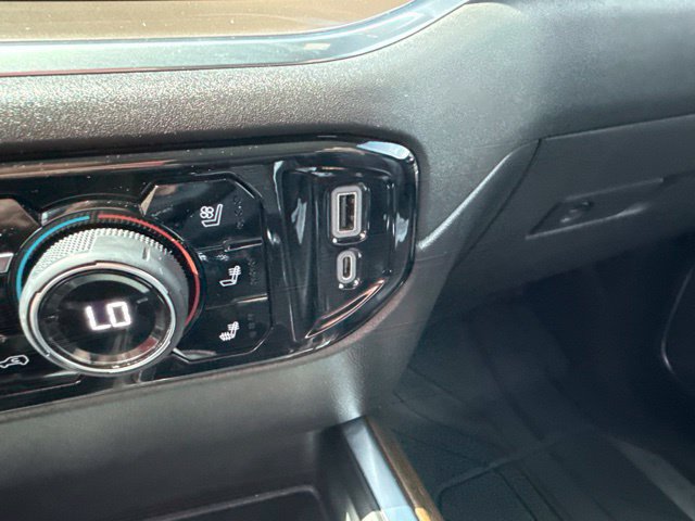 Used 2022 Chevrolet Silverado 1500 High Country w/ Max Trailering Package AWD/4WD image 46