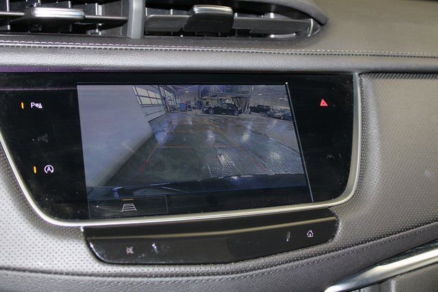 Used 2025 Cadillac XT5 Premium Luxury image 19