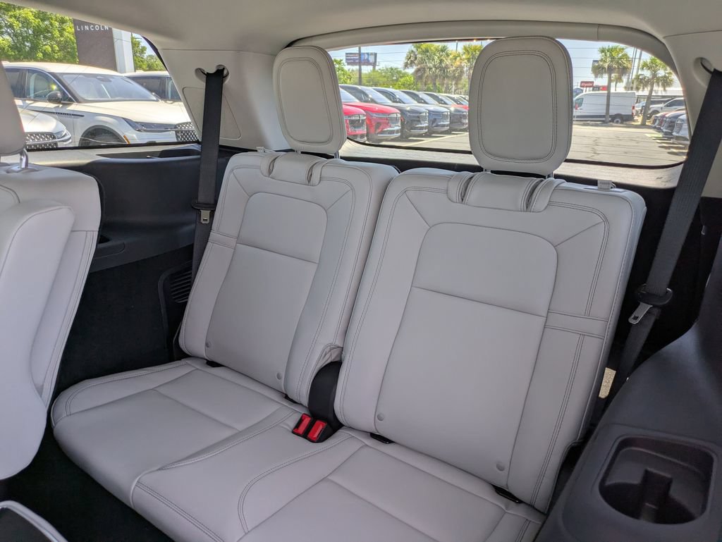 New 2026 Lincoln Aviator Reserve RWD image 14
