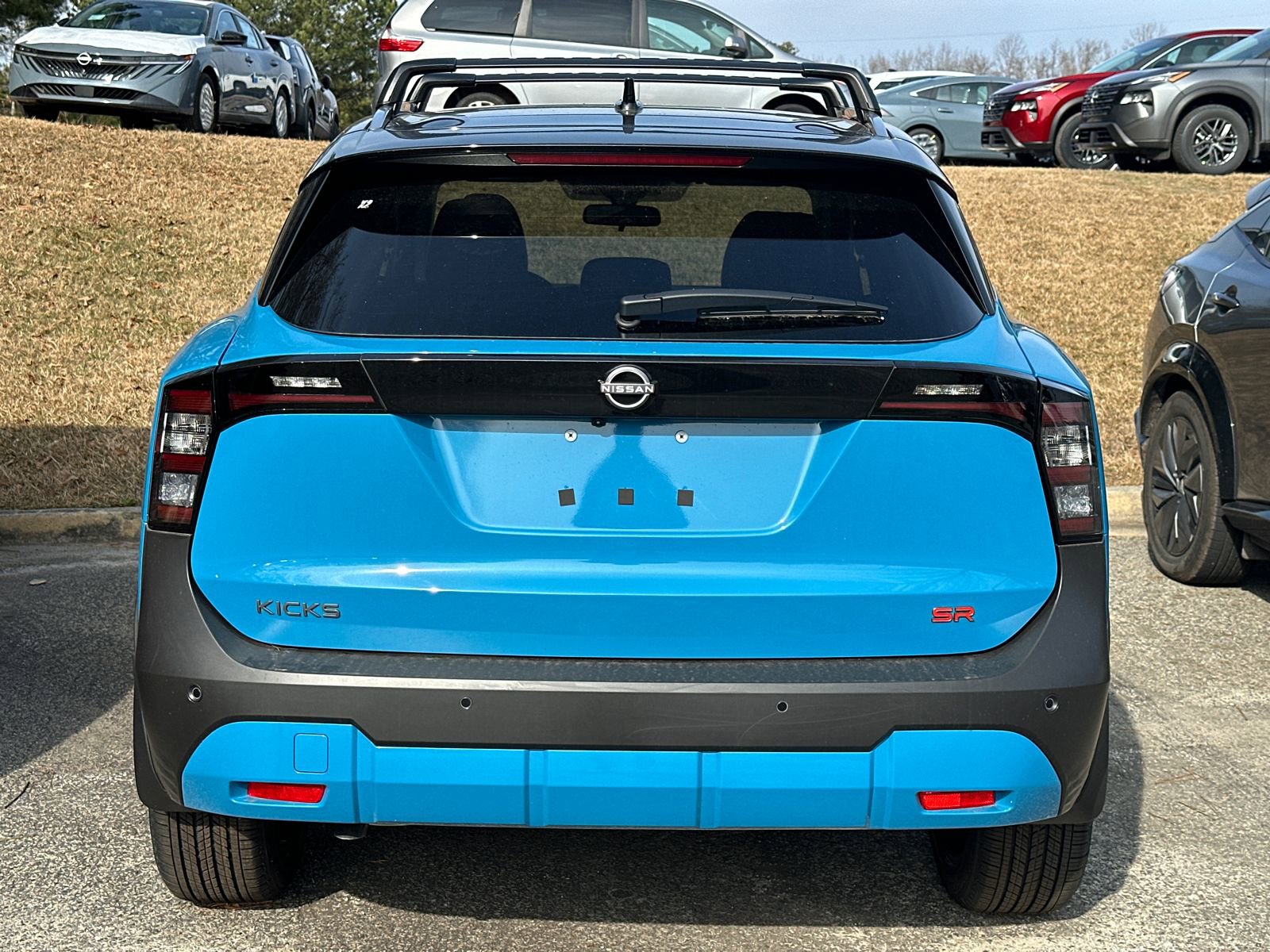 New 2026 Nissan Kicks SR image 4