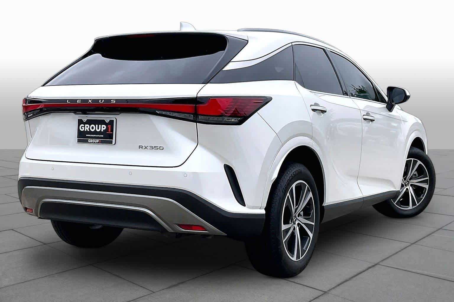 Used 2025 Lexus RX 350 Premium w/ Accessory Package (K3) FWD image 11