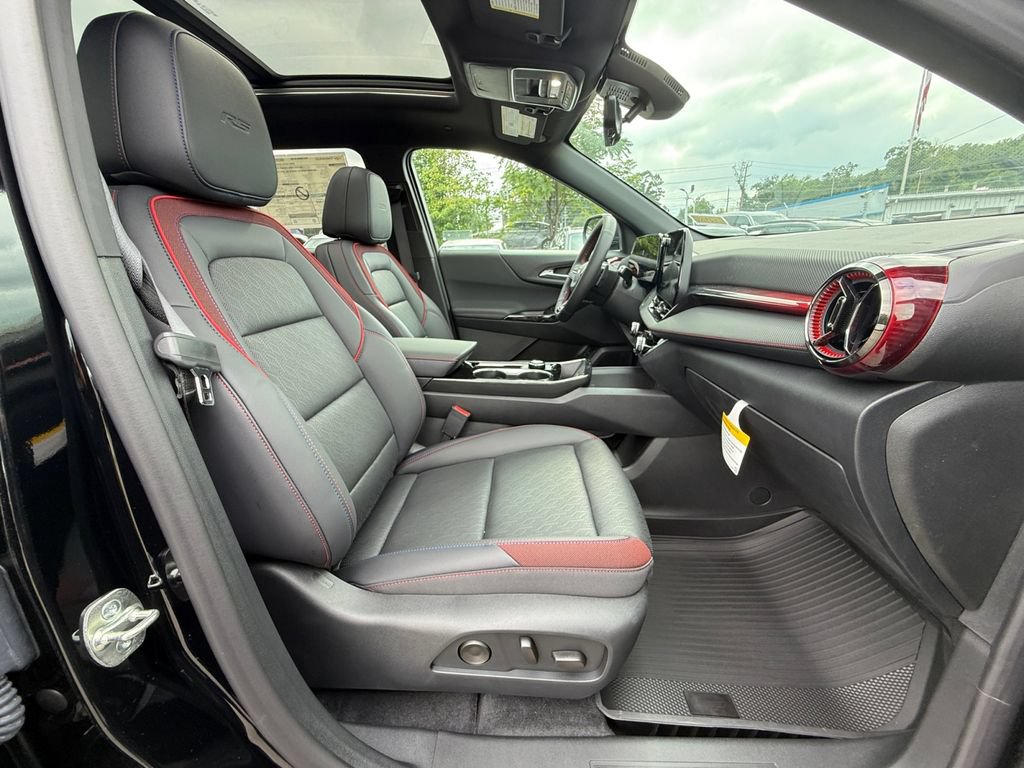 New 2026 Chevrolet Equinox RS w/ Convenience Package III AWD/4WD image 28