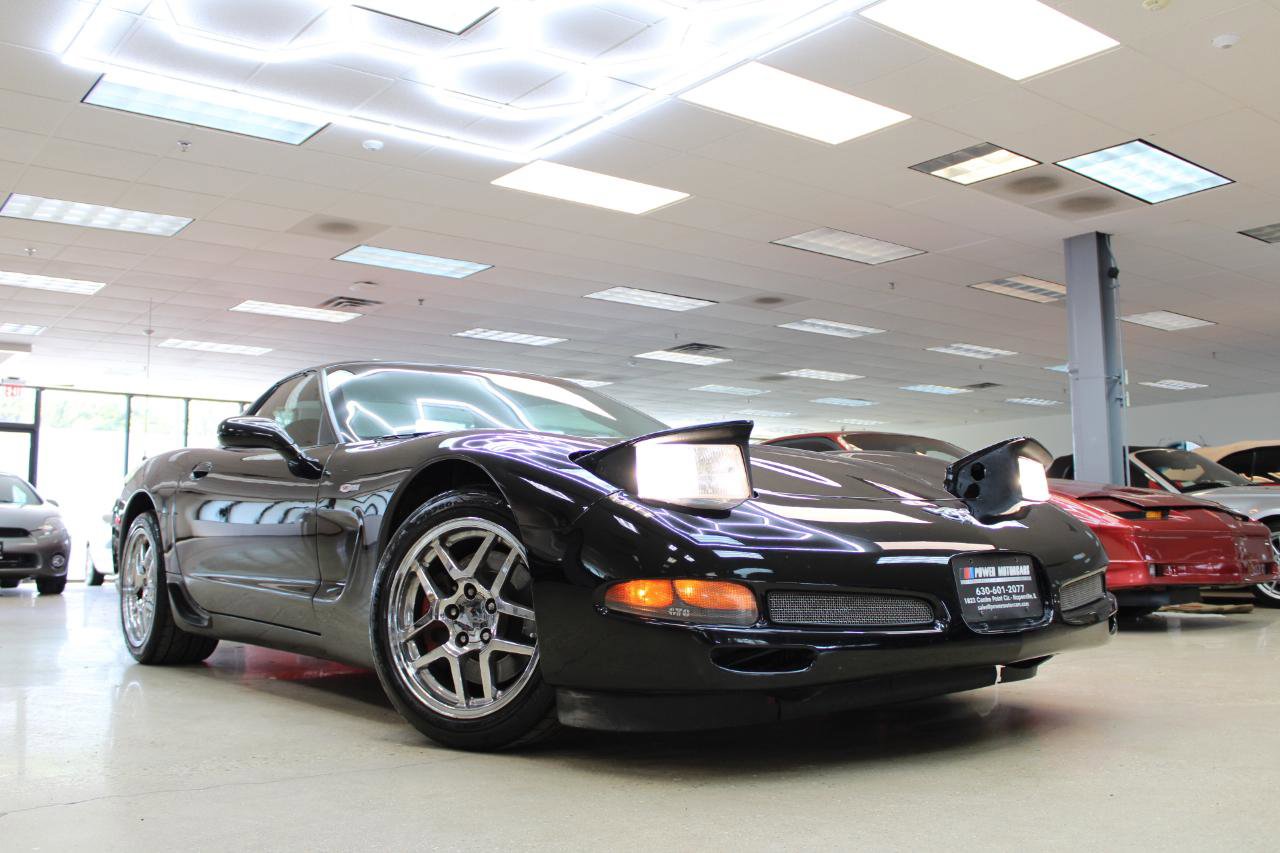 Used 2003 Chevrolet Corvette Z06 w/ Memory Package, 3 Drivers RWD image 2