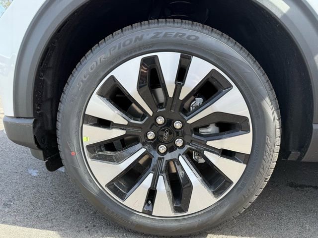 New 2026 Ford Explorer Platinum w/ LUX Leather Package image 9