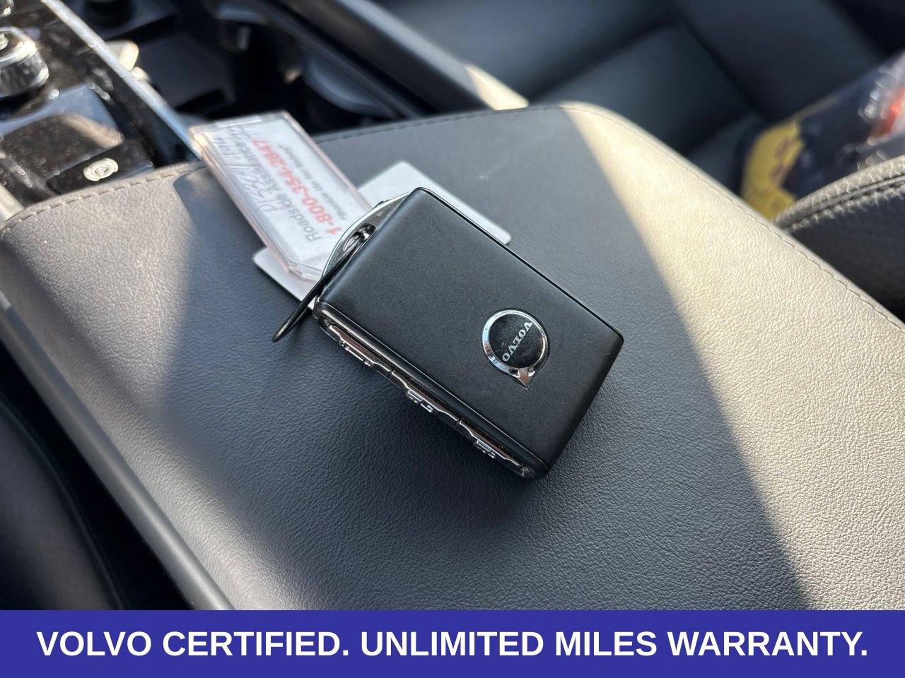 Certified 2025 Volvo XC60 B5 Plus AWD/4WD image 27