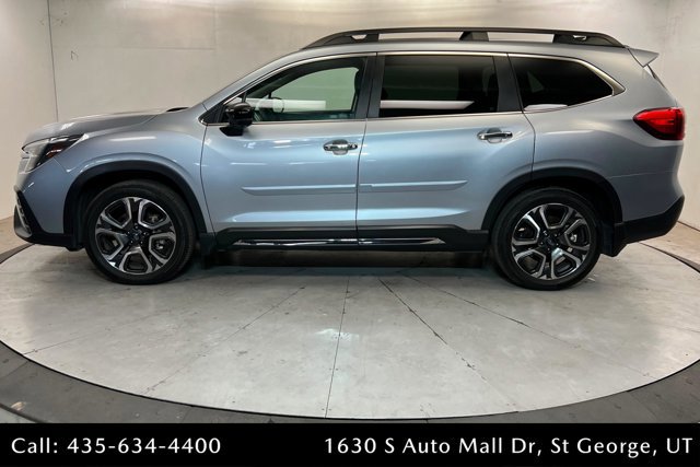 Used 2024 Subaru Ascent Touring w/ Popular Package #2 AWD/4WD image 2