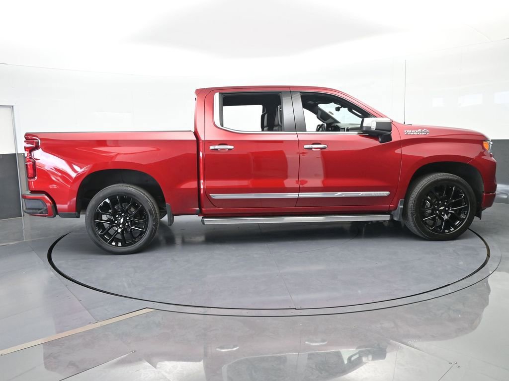 Used 2024 Chevrolet Silverado 1500 High Country w/ Technology Package RWD image 7