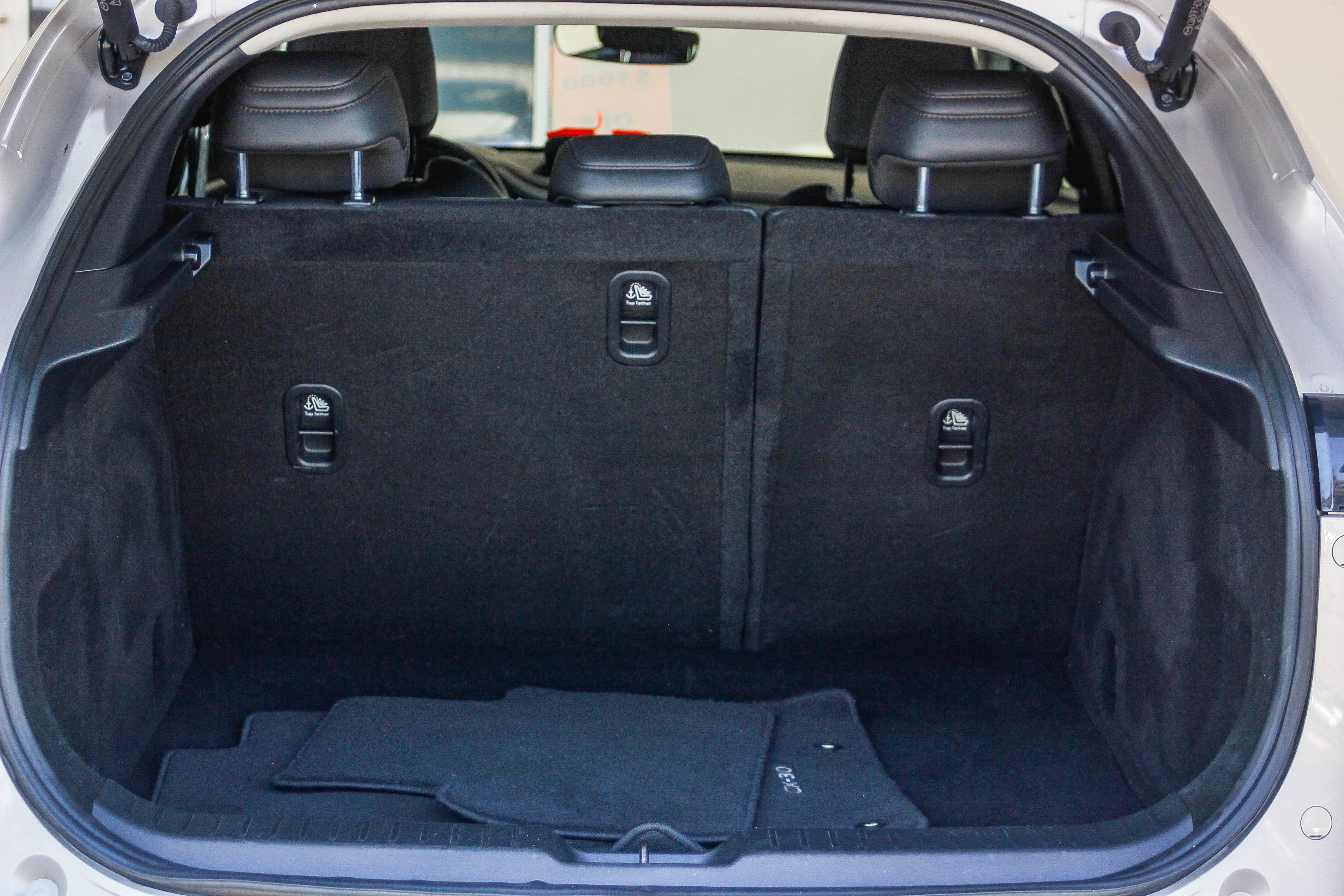 Used 2024 MAZDA CX-30 AWD 2.5 S w/ Premium Package image 26