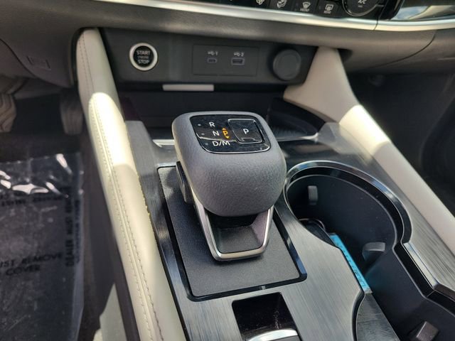 Used 2023 Nissan Rogue SL w/ SL Premium Package FWD image 33