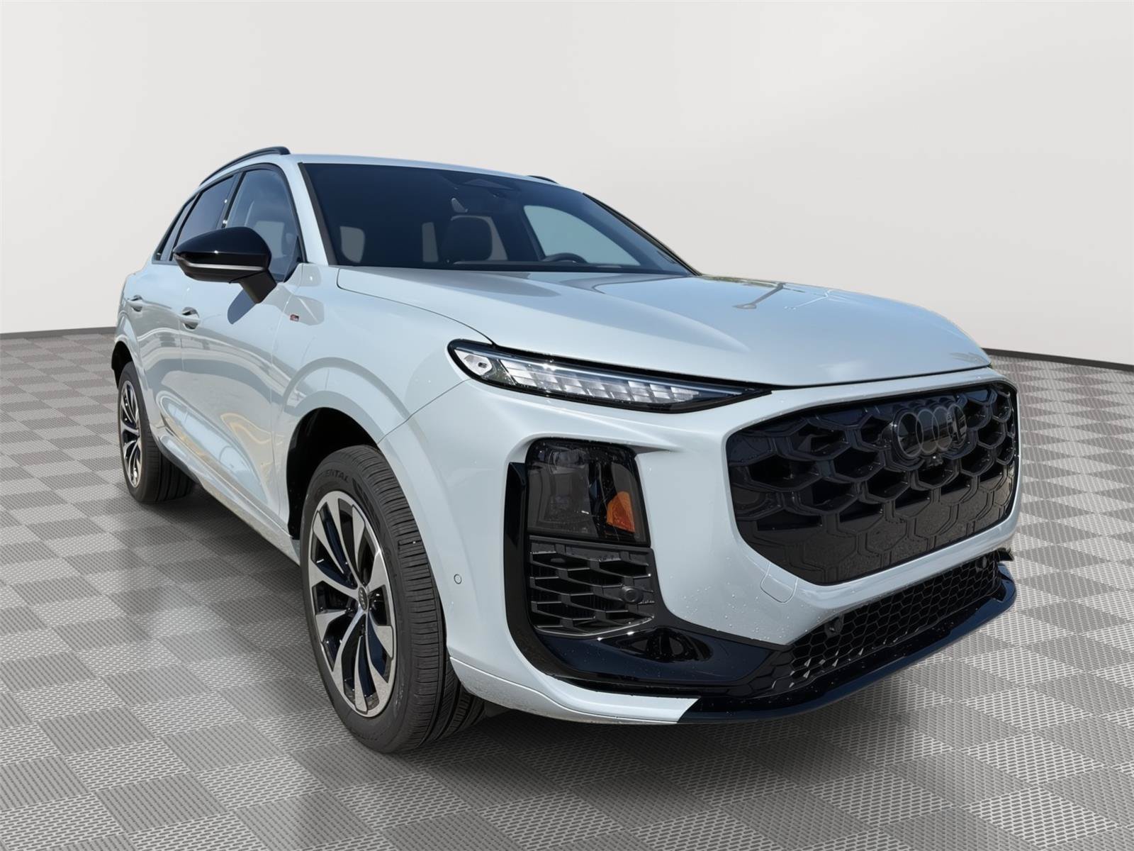 New 2026 Audi Q3 quattro 2.0T AWD/4WD image 7