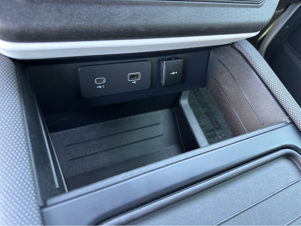 Used 2022 Land Rover Defender 110 X-Dynamic HSE image 27