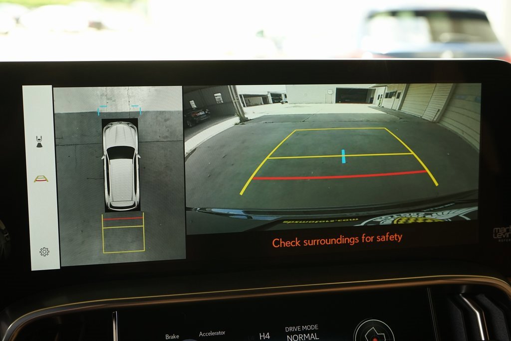 Used 2025 Lexus LX 600 4WD w/ Luxury Package image 17