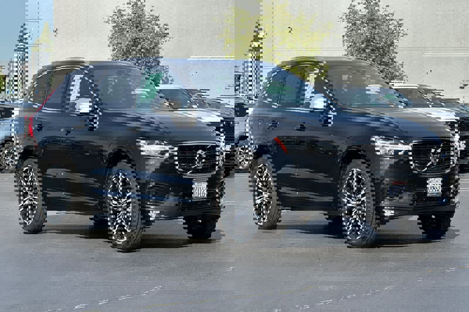 Used 2019 Volvo XC60 T5 R-Design image 5