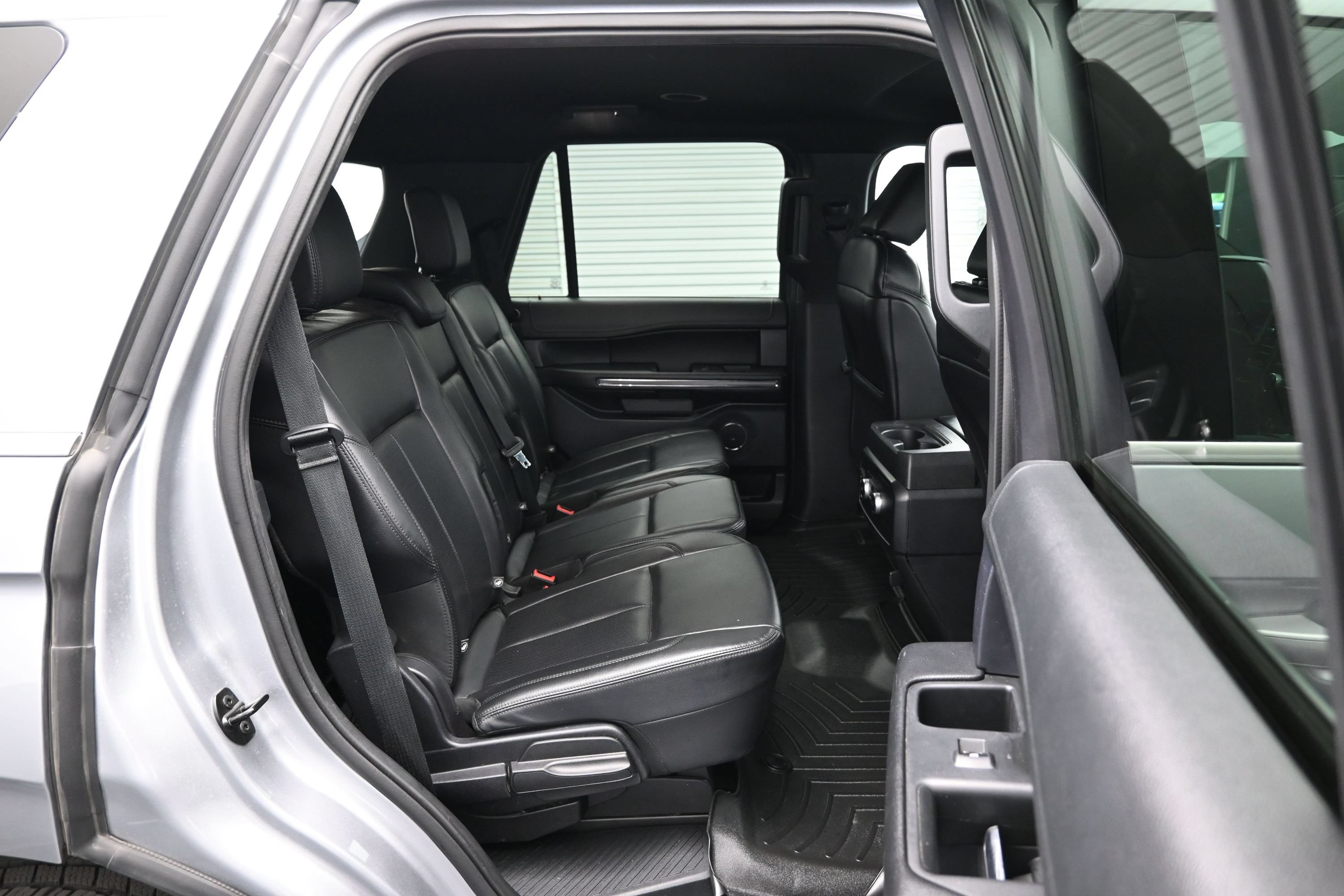 Used 2021 Ford Expedition XLT RWD image 12