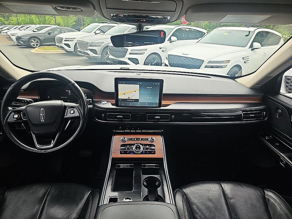 Used 2020 Lincoln Aviator Reserve w/ Elements Package Plus AWD/4WD image 32