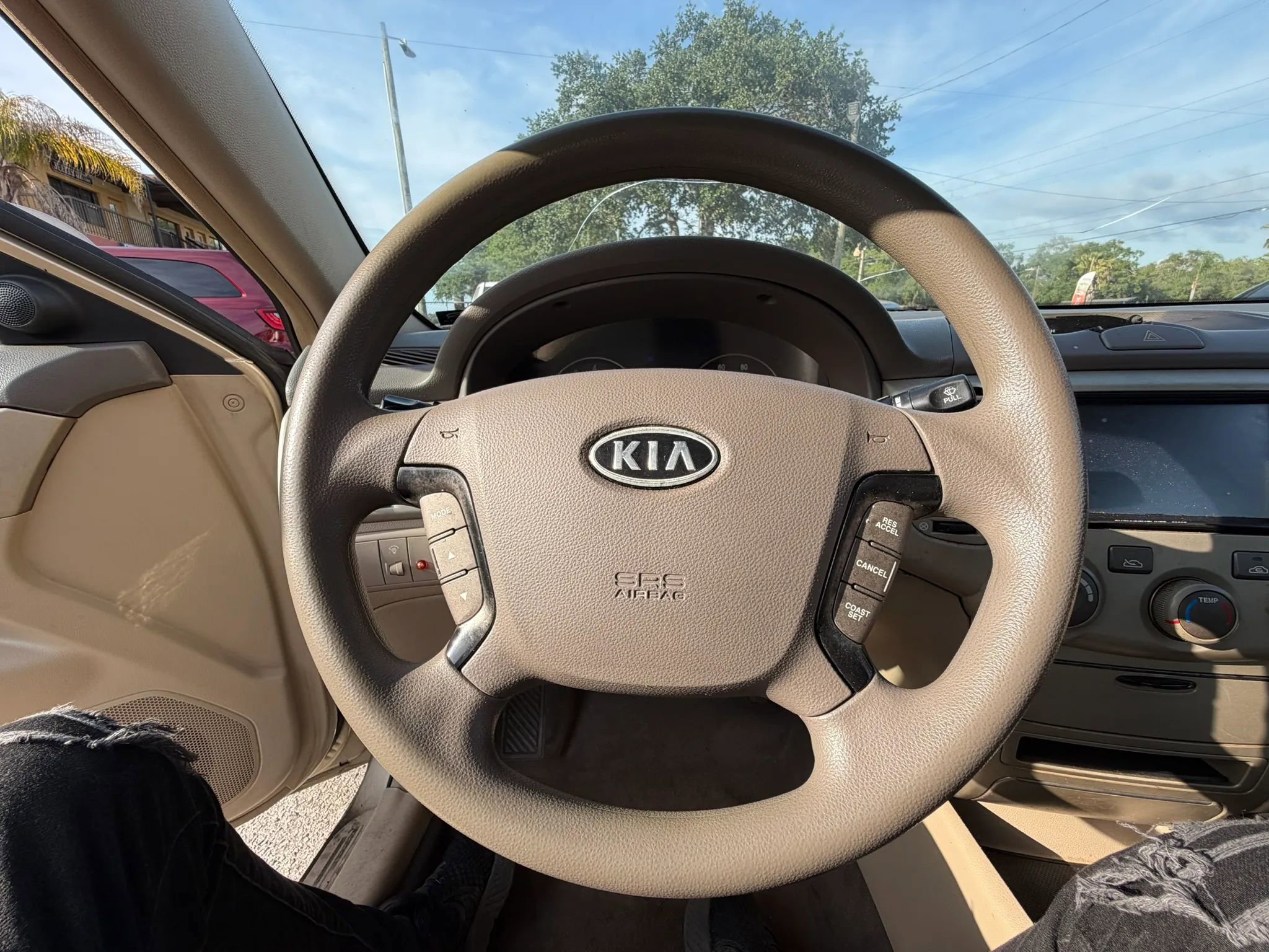 Used 2007 Kia Optima LX image 9