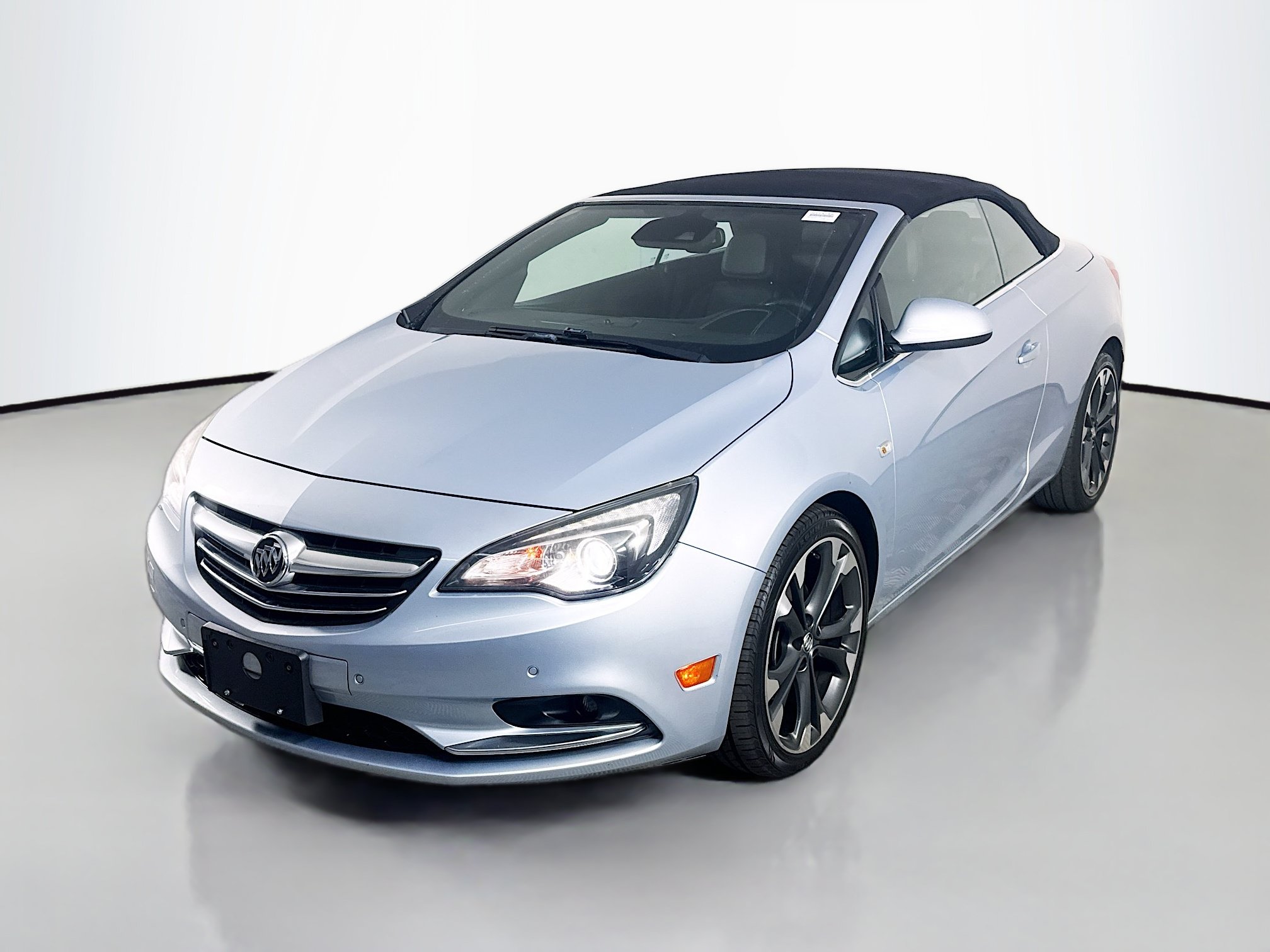 Used 2016 Buick Cascada Premium FWD image 4