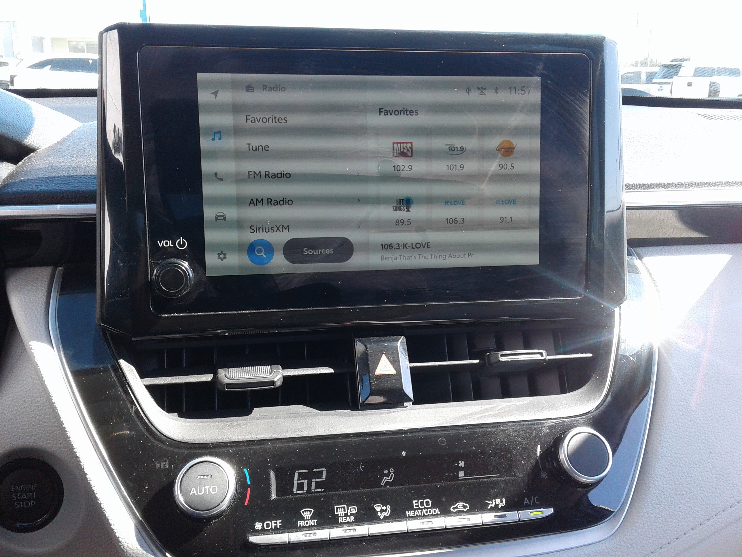 Used 2024 Toyota Corolla Cross LE image 18