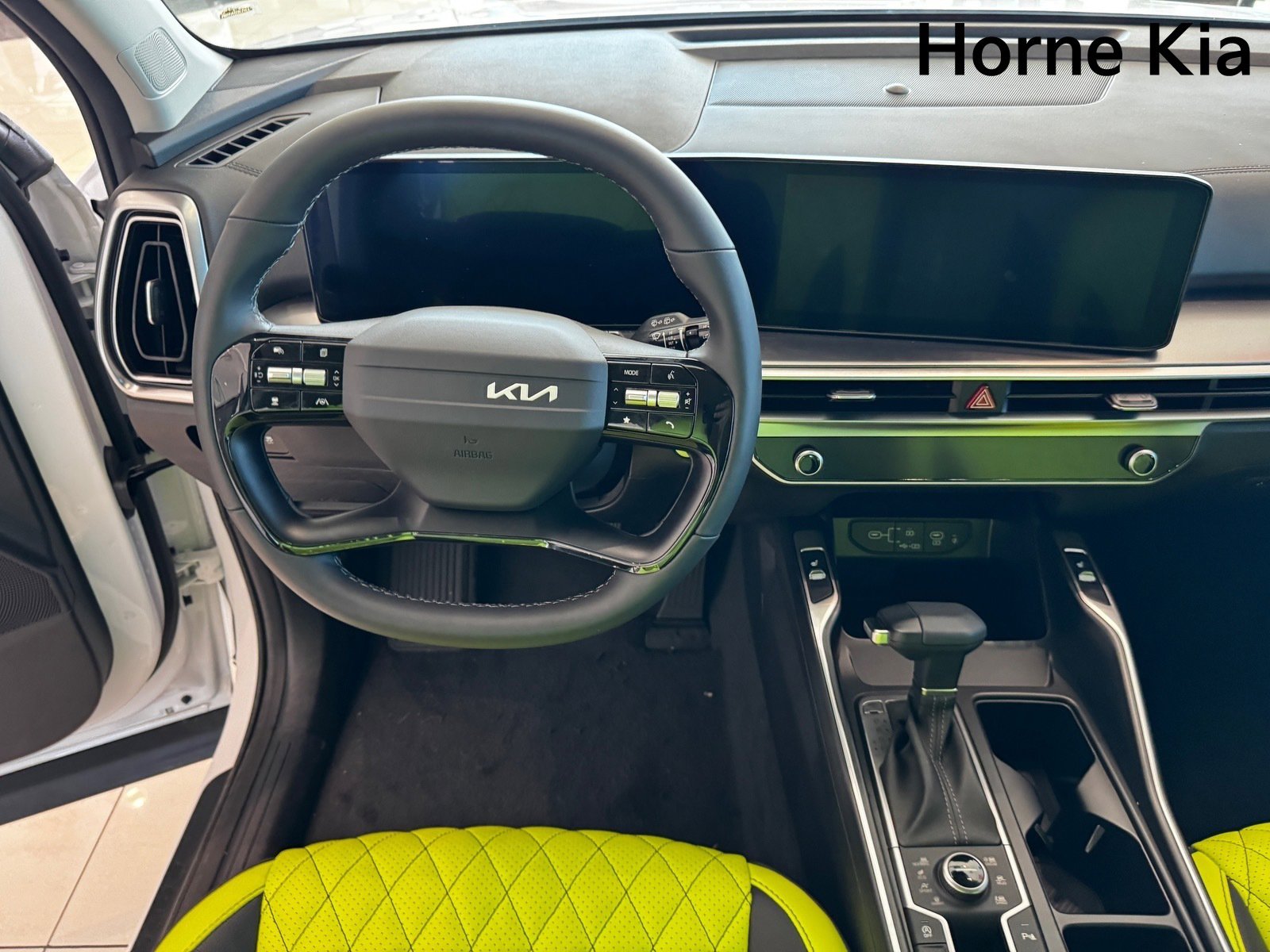 New 2026 Kia Sorento EX image 24