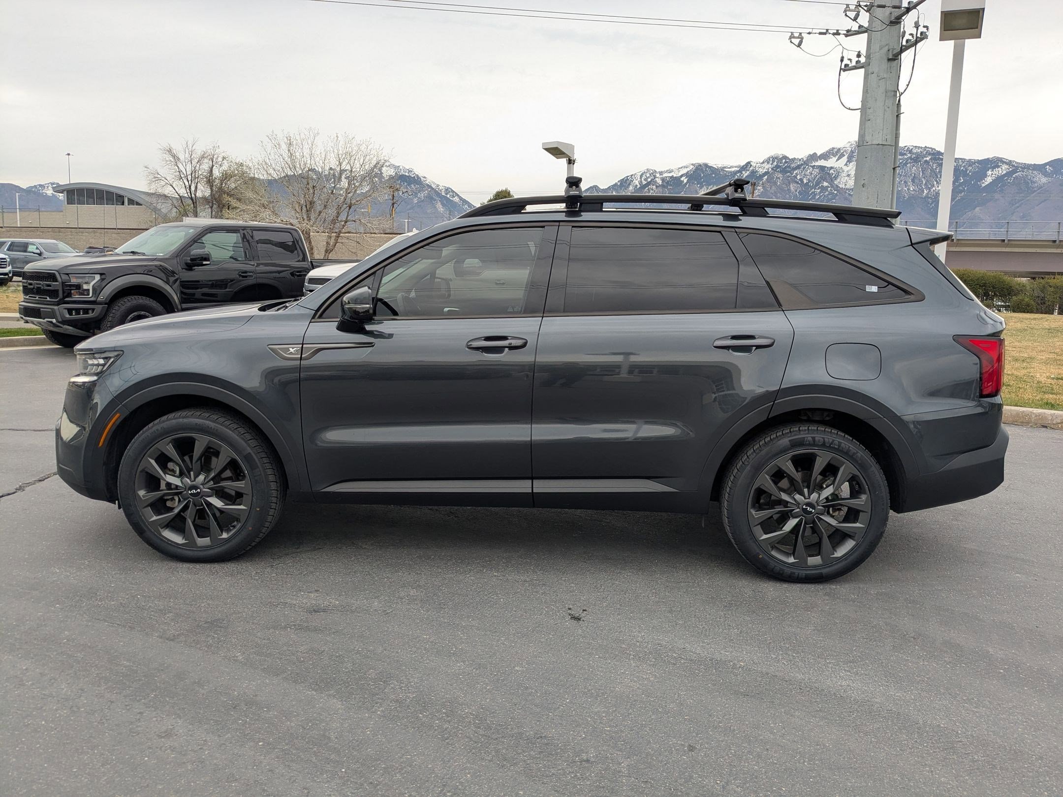 Certified 2023 Kia Sorento SX Prestige AWD/4WD image 2