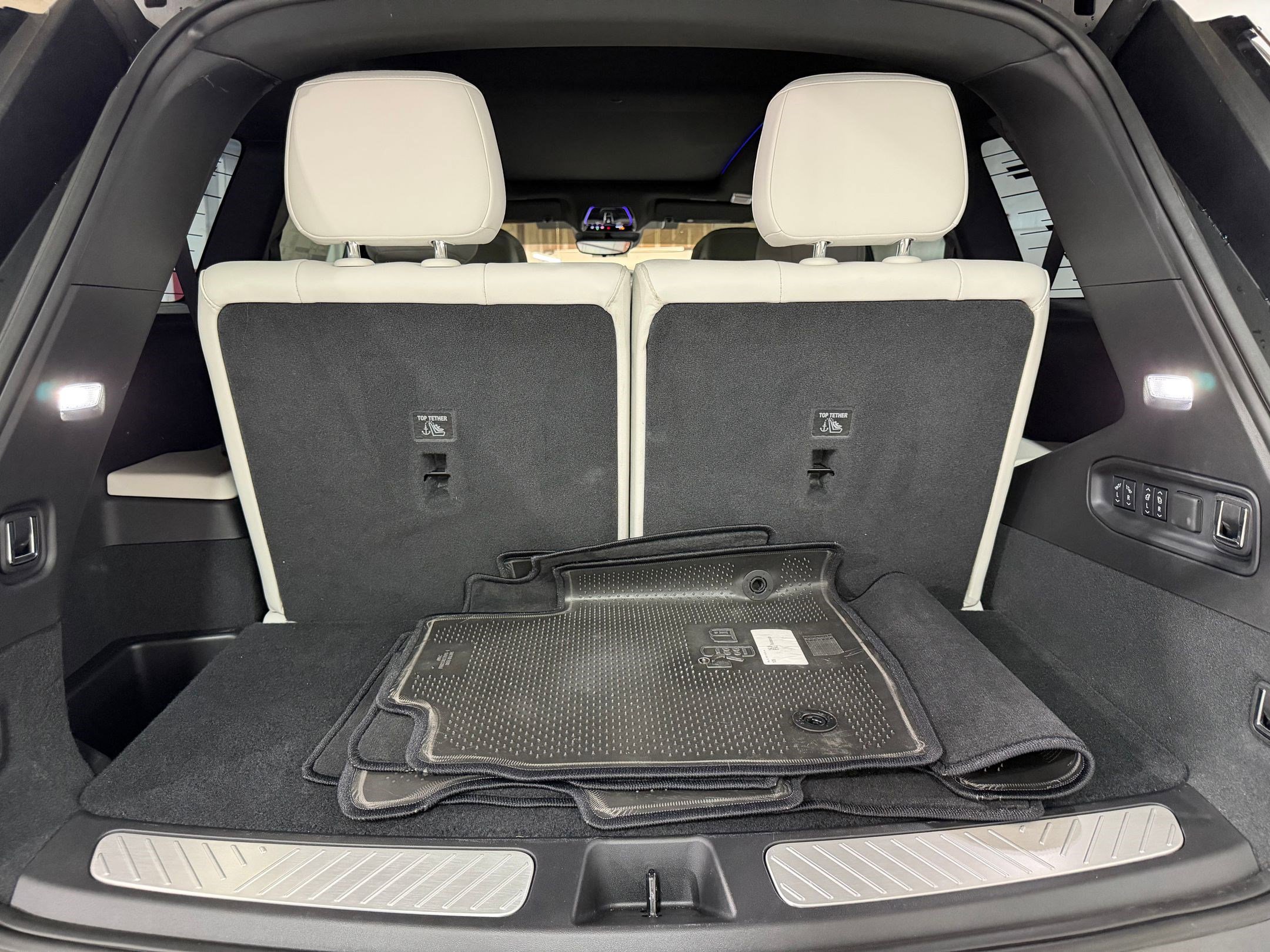 New 2026 Cadillac Vistiq Sport image 46