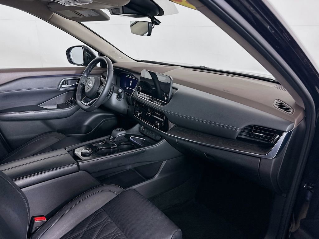 Certified 2023 Nissan Rogue Platinum w/ Platinum Premium Package image 38