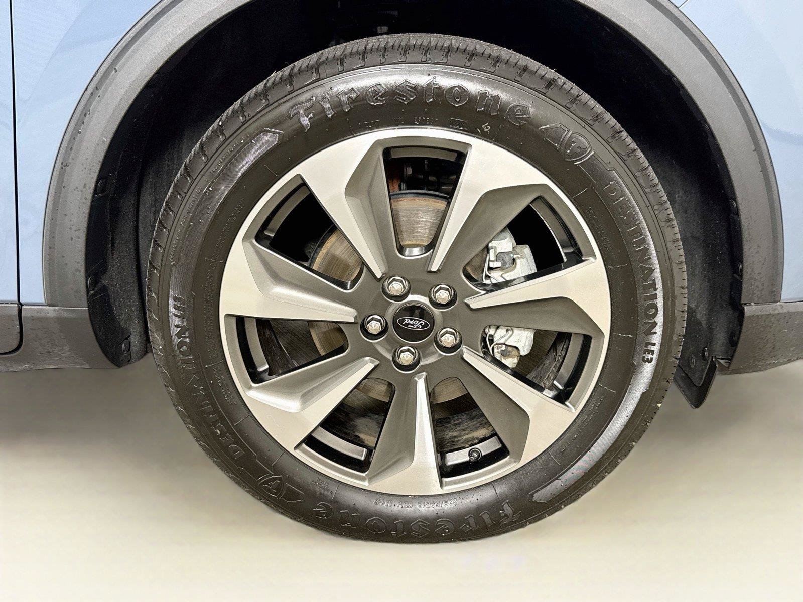Used 2023 Ford Escape Platinum w/ Class II Trailer Tow Package AWD/4WD image 35