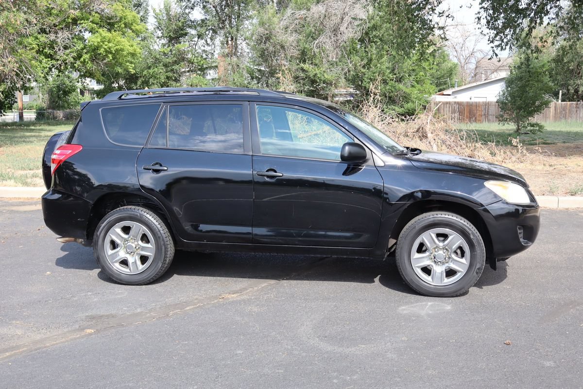 Used 2011 Toyota RAV4 4WD w/ Base L4 Extra Value Pkg image 3