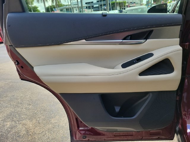Used 2023 INFINITI QX60 Luxe w/ Cargo Package FWD image 11