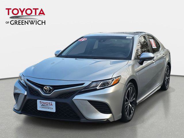 Certified 2018 Toyota Camry SE w/ Convenience Package FWD image 1