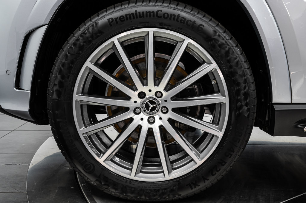 Used 2023 Mercedes-Benz GLS 450 4MATIC image 21