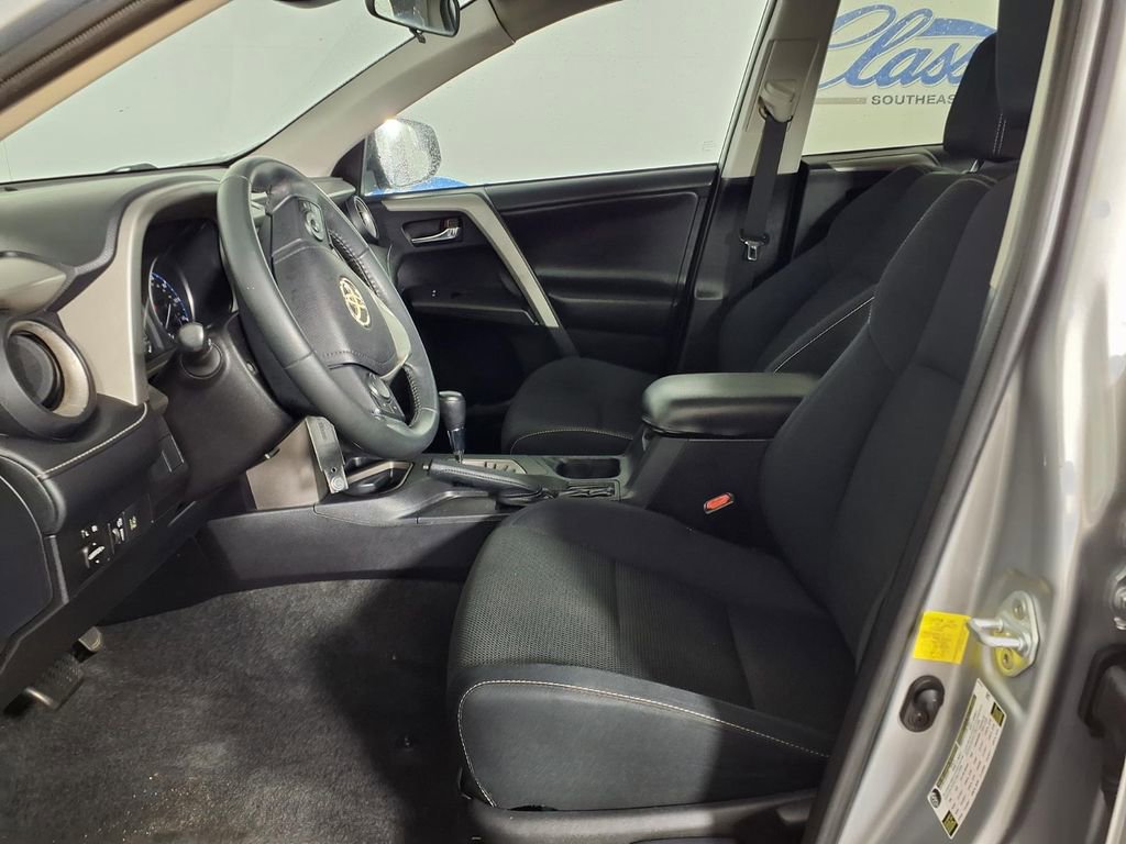 Used 2017 Toyota RAV4 XLE image 13