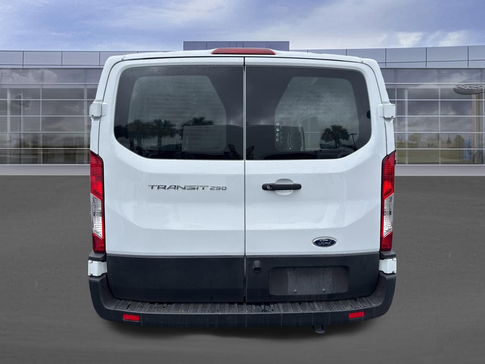 Used 2025 Ford Transit 250 Low Roof w/ Exterior Upgrade Package RWD image 5
