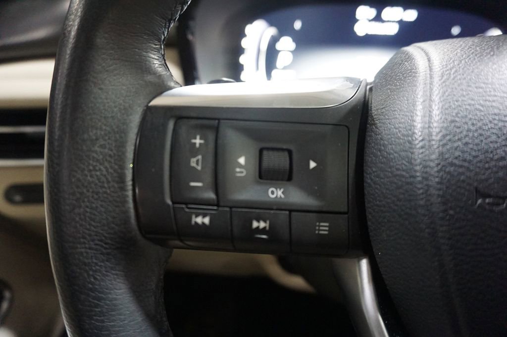 Used 2023 INFINITI QX60 Luxe w/ Performance Audio Package AWD/4WD image 8