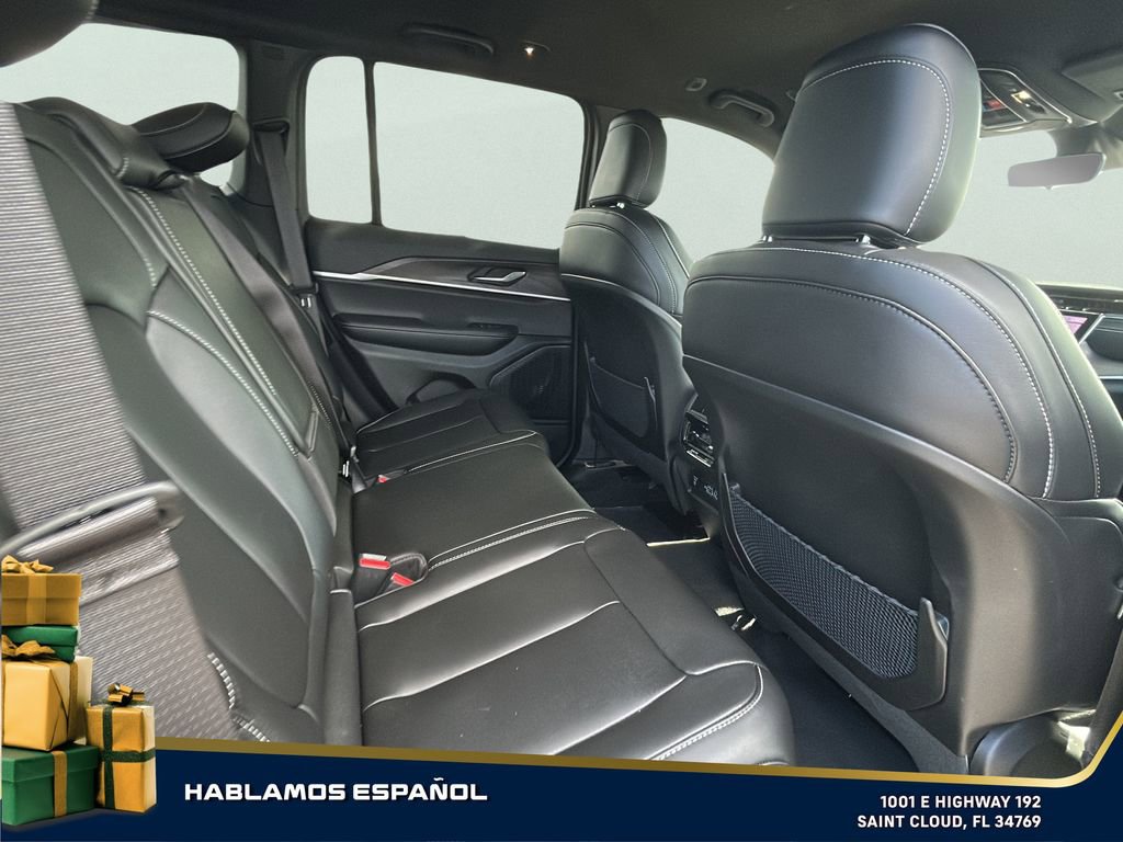 Used 2025 Jeep Grand Cherokee Limited image 28