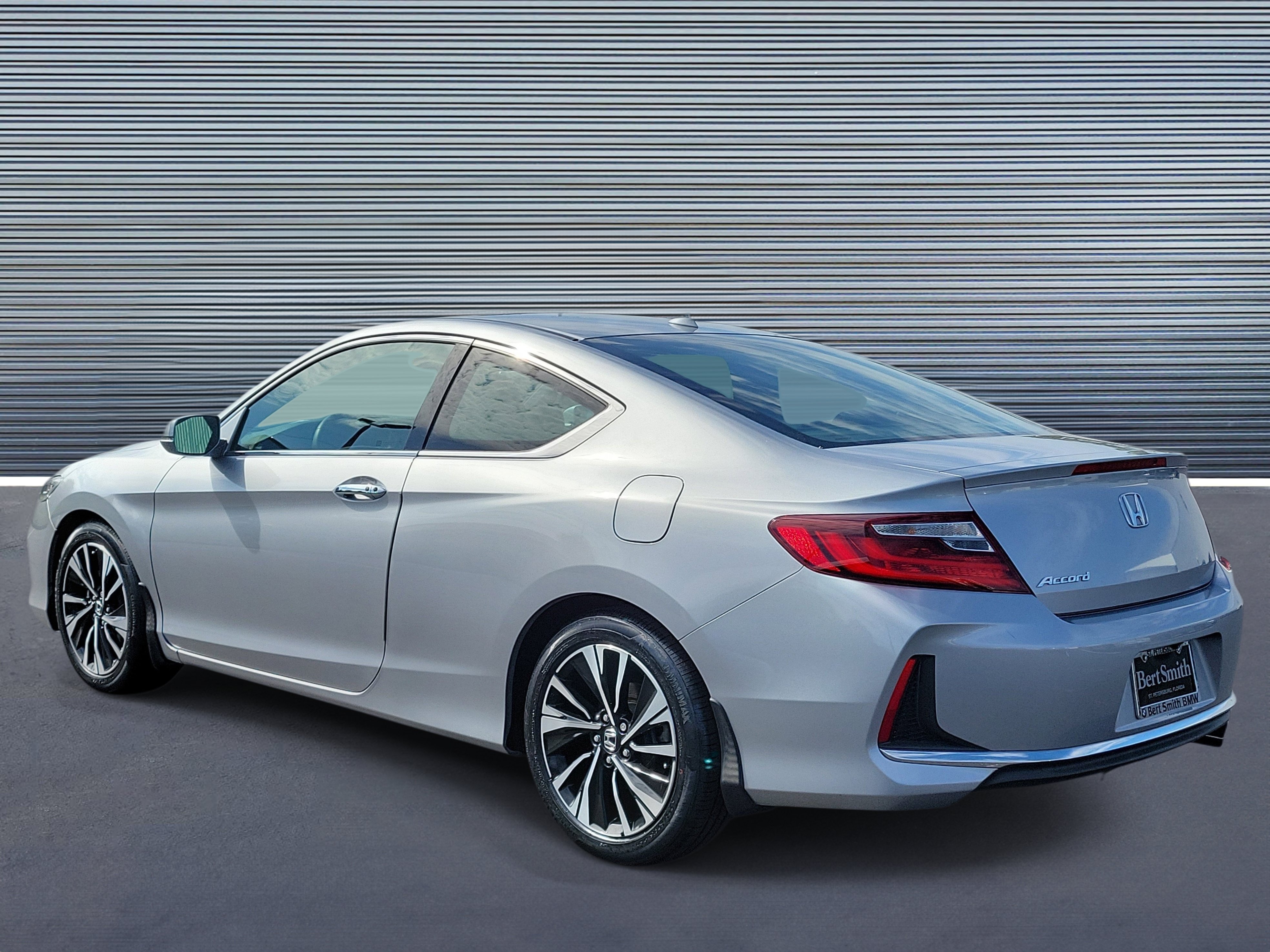 Used 2017 Honda Accord EX-L image 4