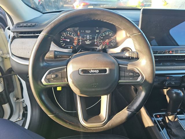 Used 2022 Jeep Compass Latitude AWD/4WD image 12