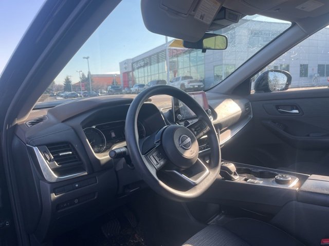 Certified 2023 Nissan Rogue SV image 9