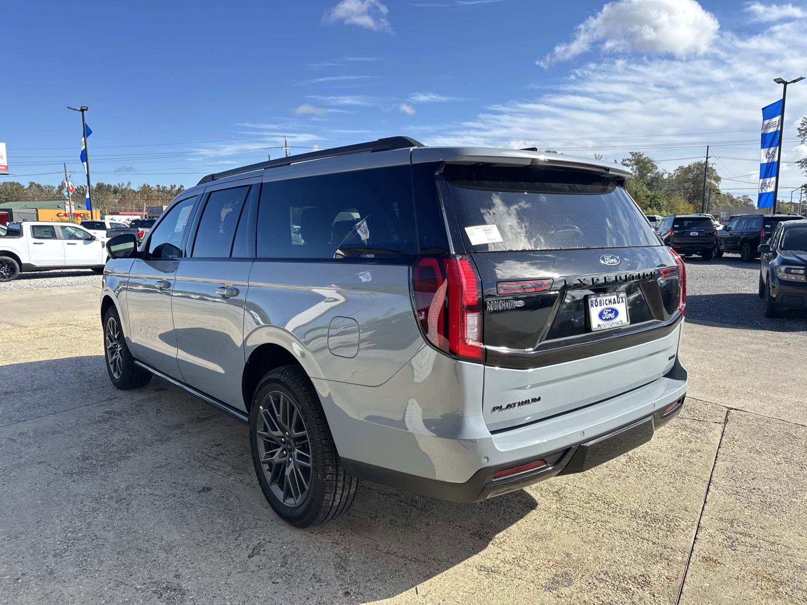 New 2025 Ford Expedition Max Platinum w/ Stealth Performance Package image 4