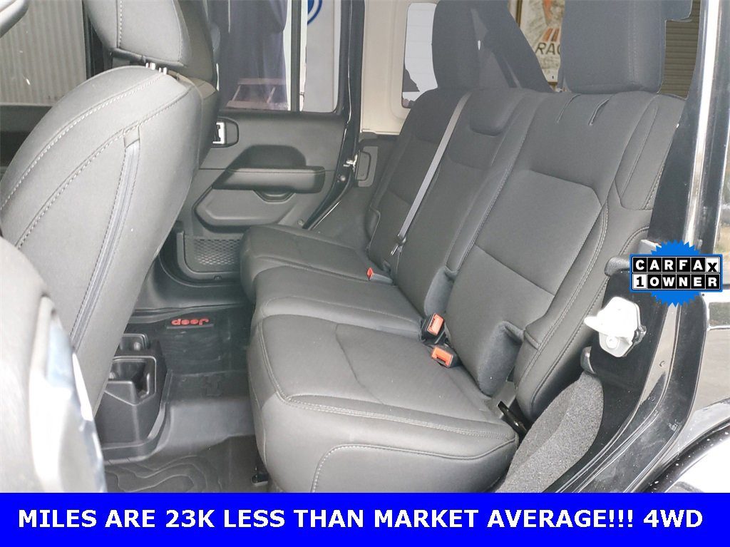 Used 2021 Jeep Wrangler Unlimited Sahara image 7