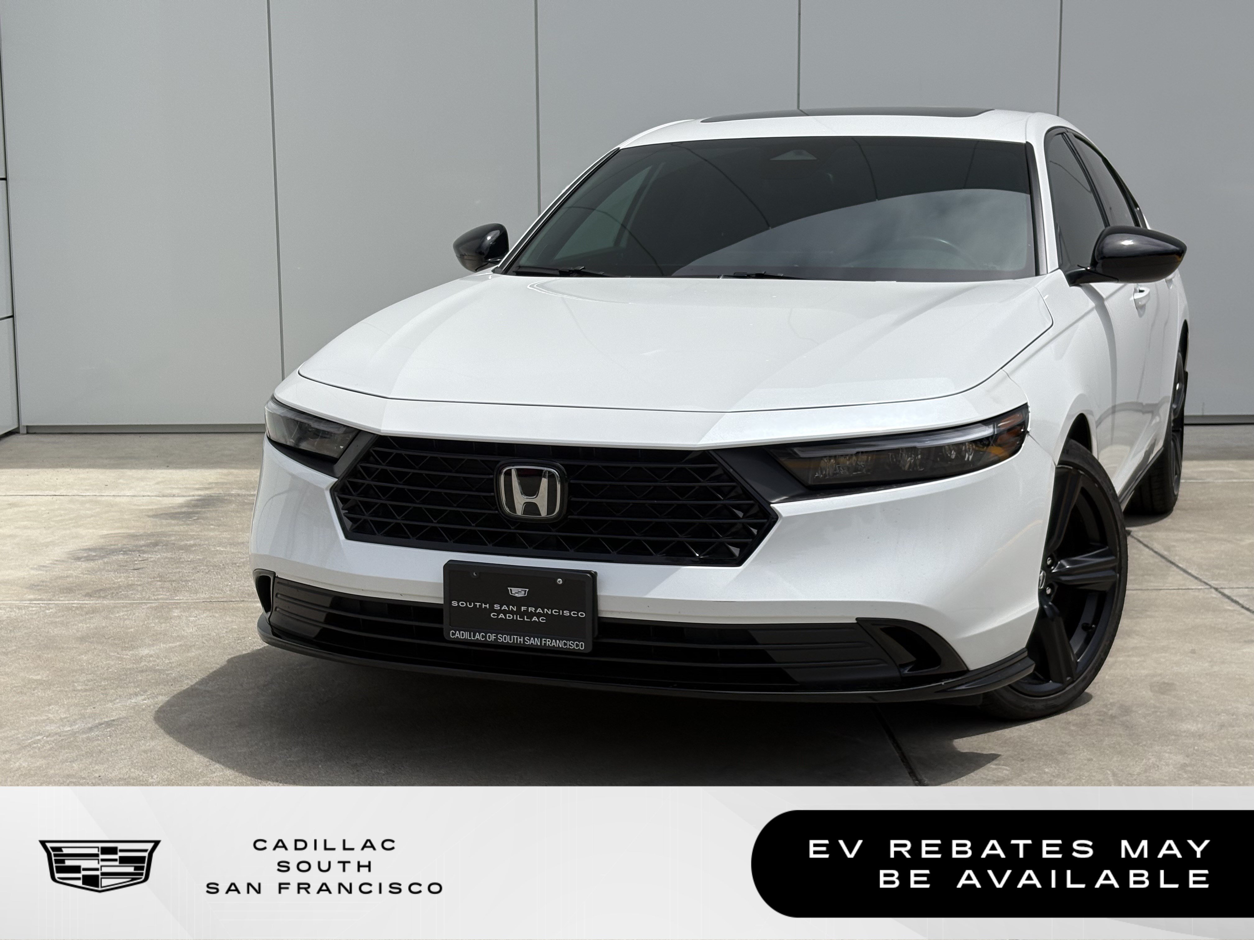 Used 2025 Honda Accord Sport image 1