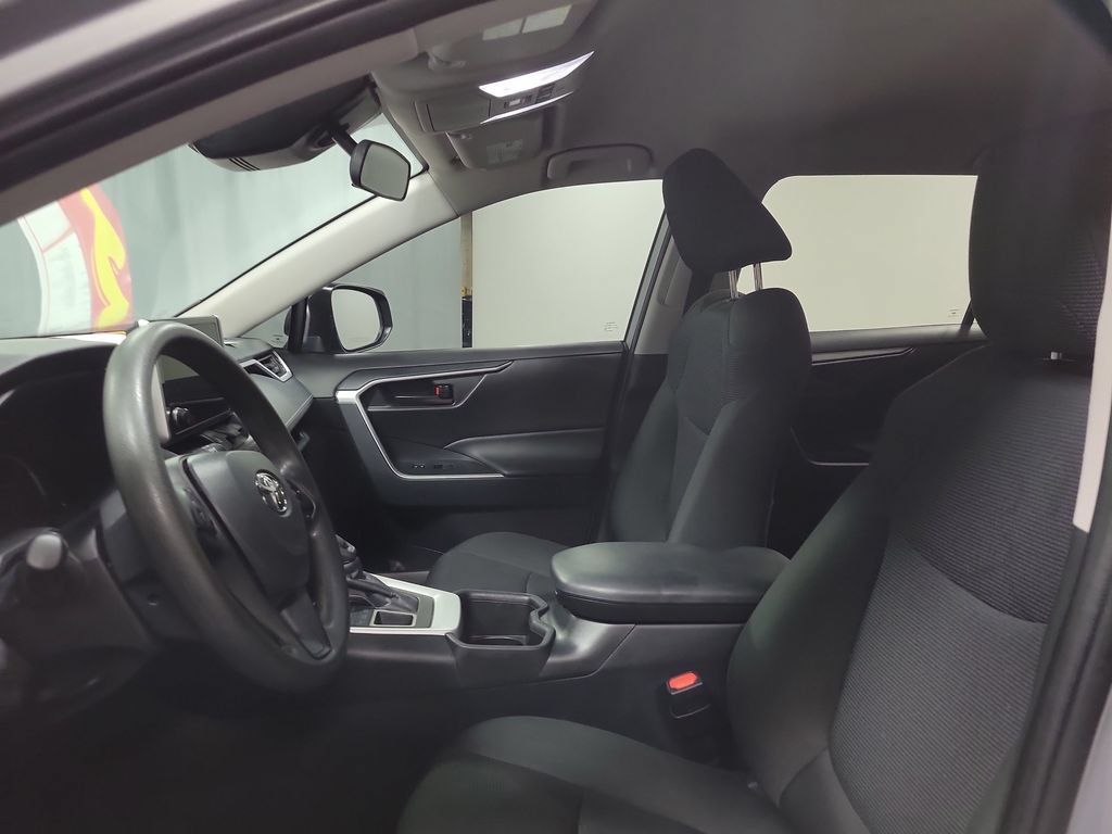 Used 2024 Toyota RAV4 LE AWD/4WD image 12
