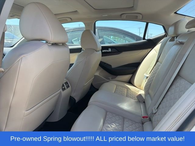 Used 2017 Nissan Maxima Platinum w/ Medallion Package image 23