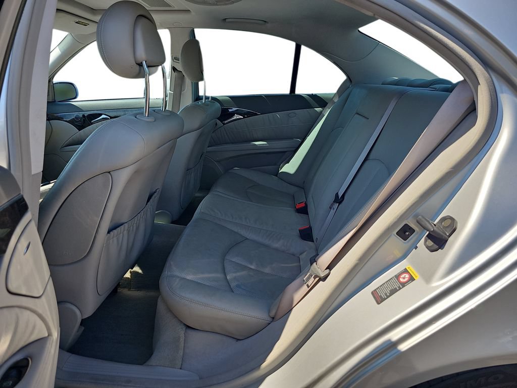 Used 2005 Mercedes-Benz E 320 Sedan image 15
